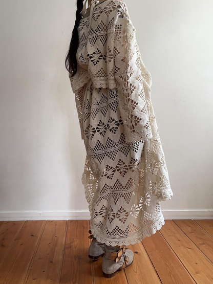 old crochet lace little change skirt