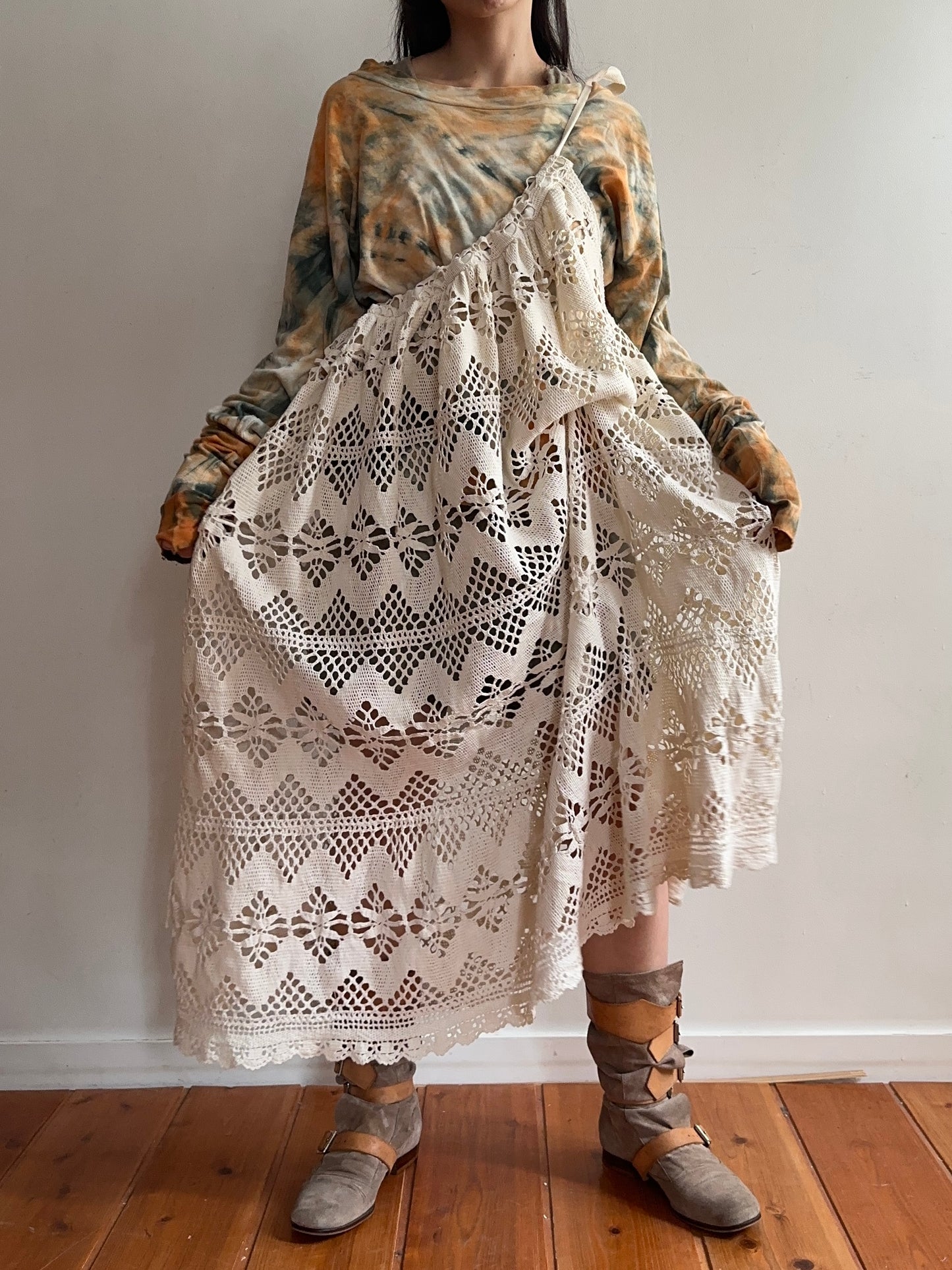 old crochet lace little change skirt