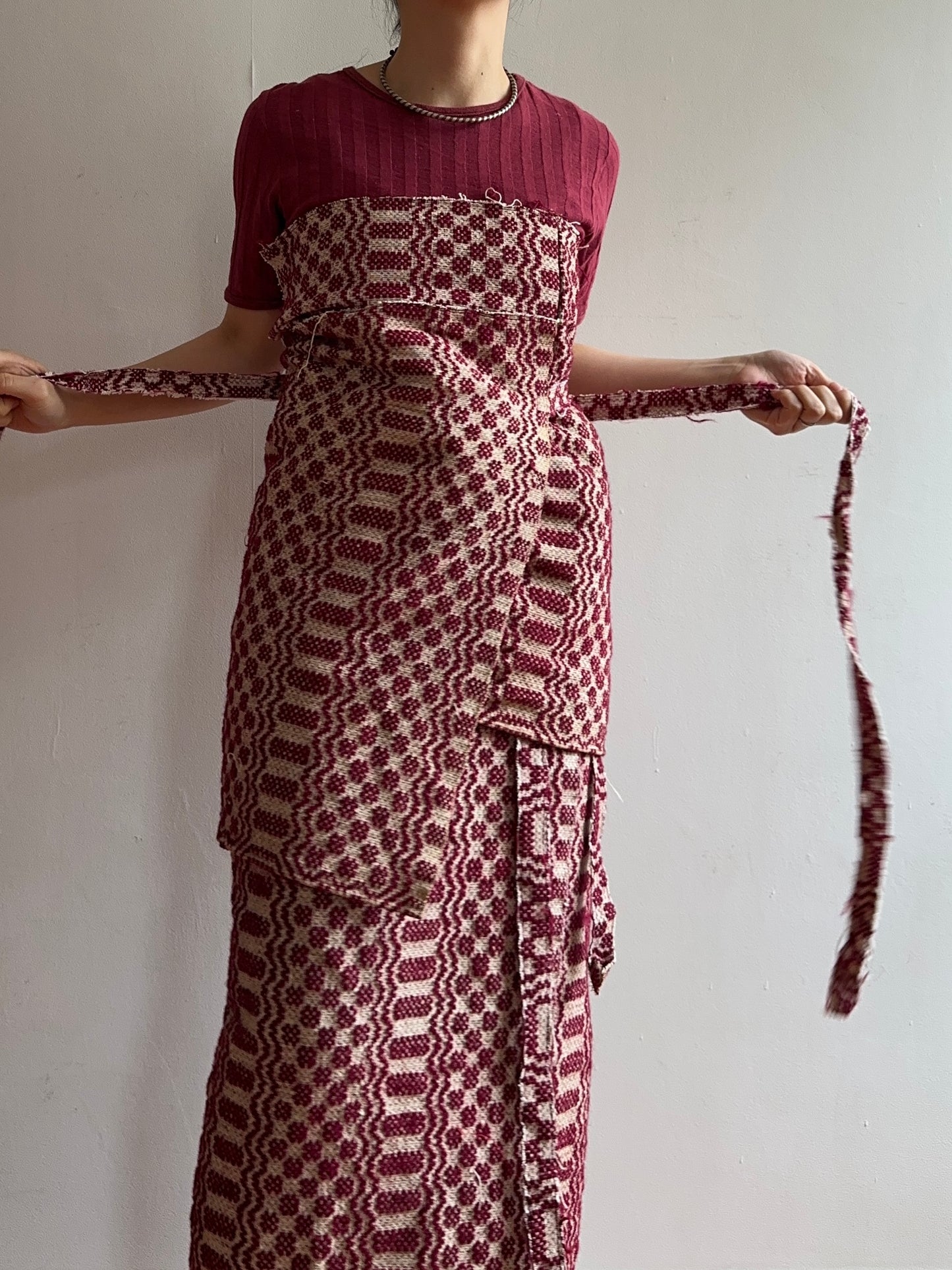 old coverlet wrap long skirt / bordeaux