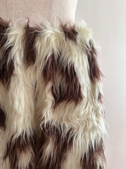 old fur half pants / snow leopard