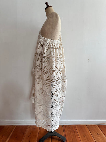 old crochet lace little change skirt