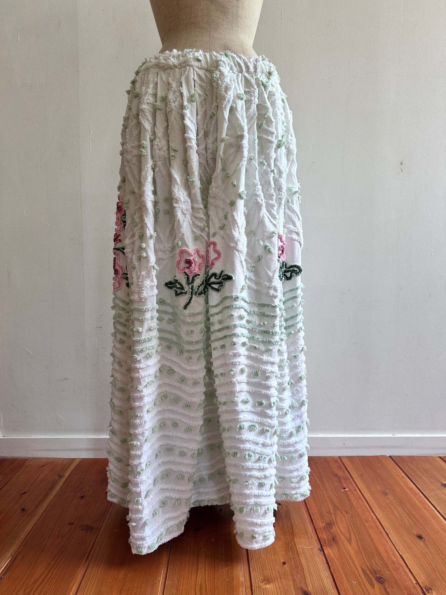 old chenille many tuck pants / muscat