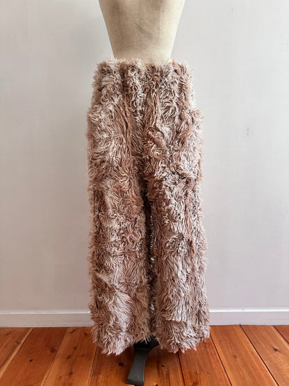 old fur pants / gizmo