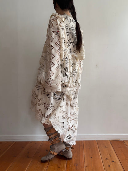 old crochet lace little change skirt