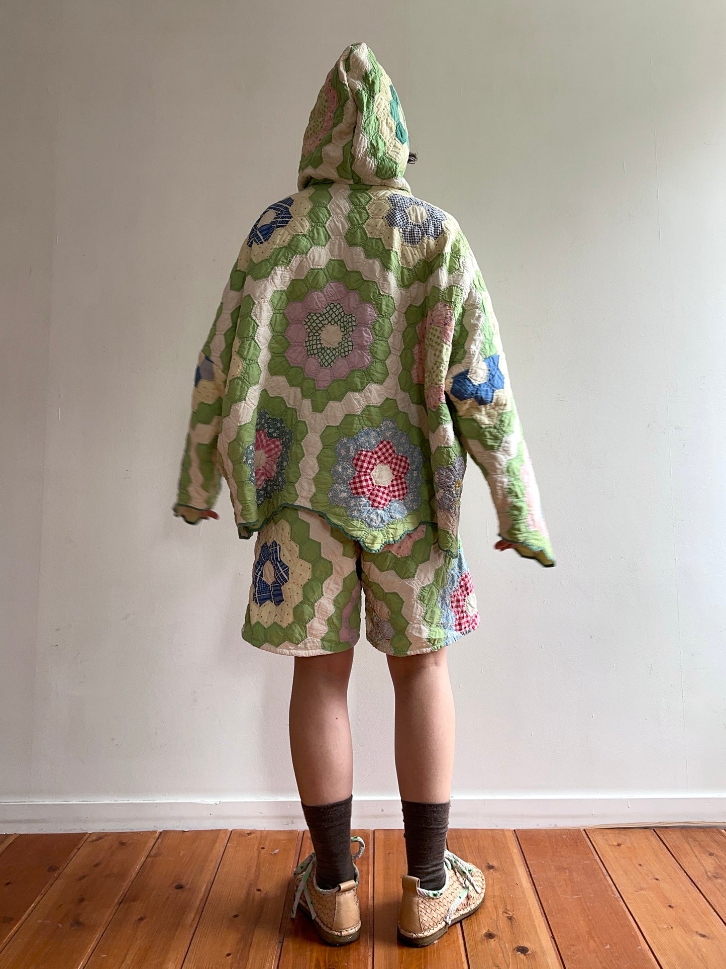 old quilt short pants