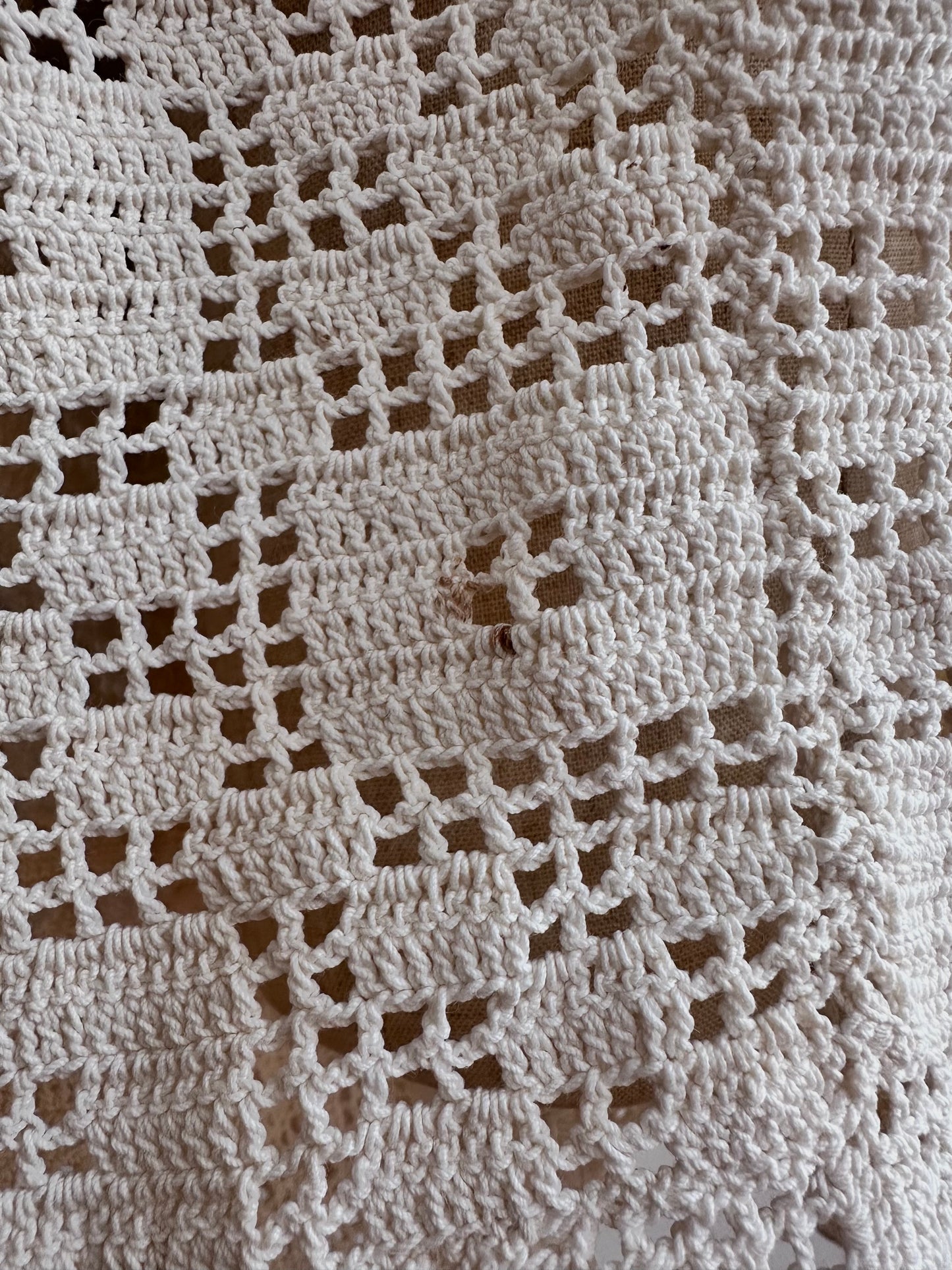 old crochet lace tuck short pants