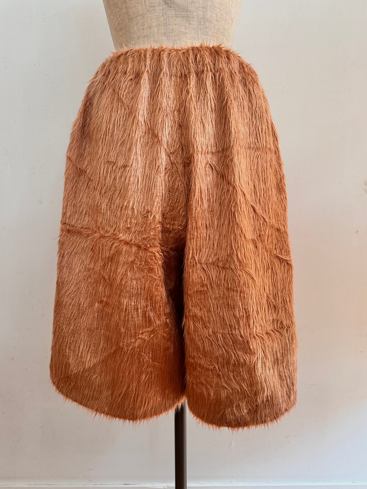 old fur half pants / pink beige