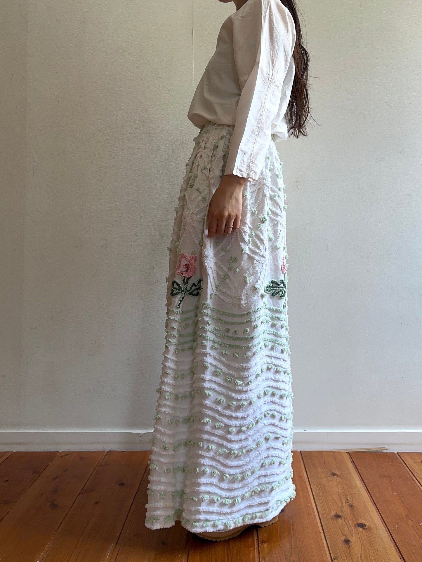 old chenille many tuck pants / muscat