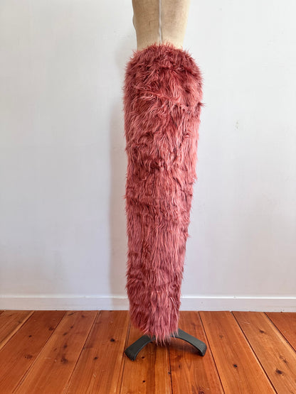 old fur pants / pink brown