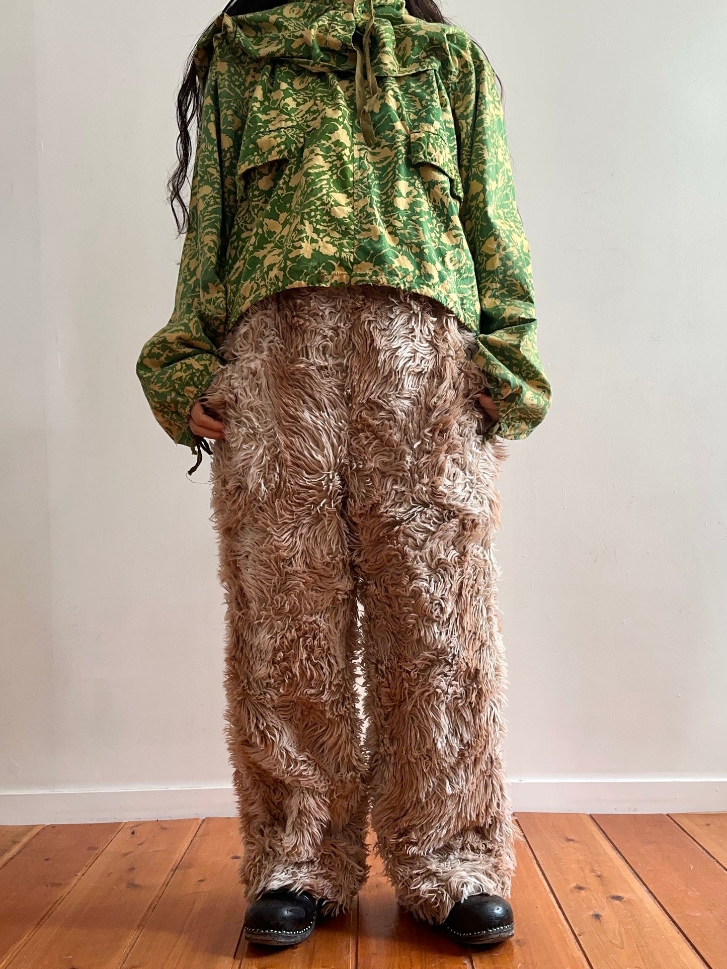 old fur pants / gizmo