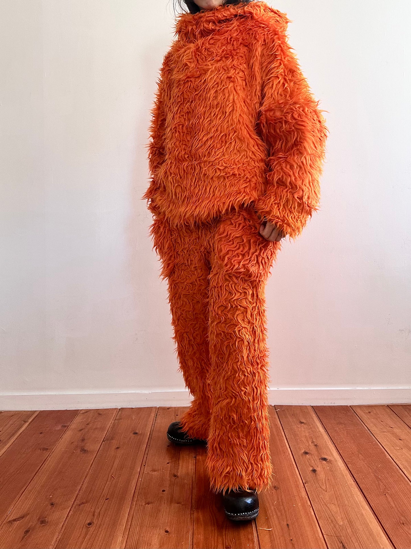 old fur parka / orange