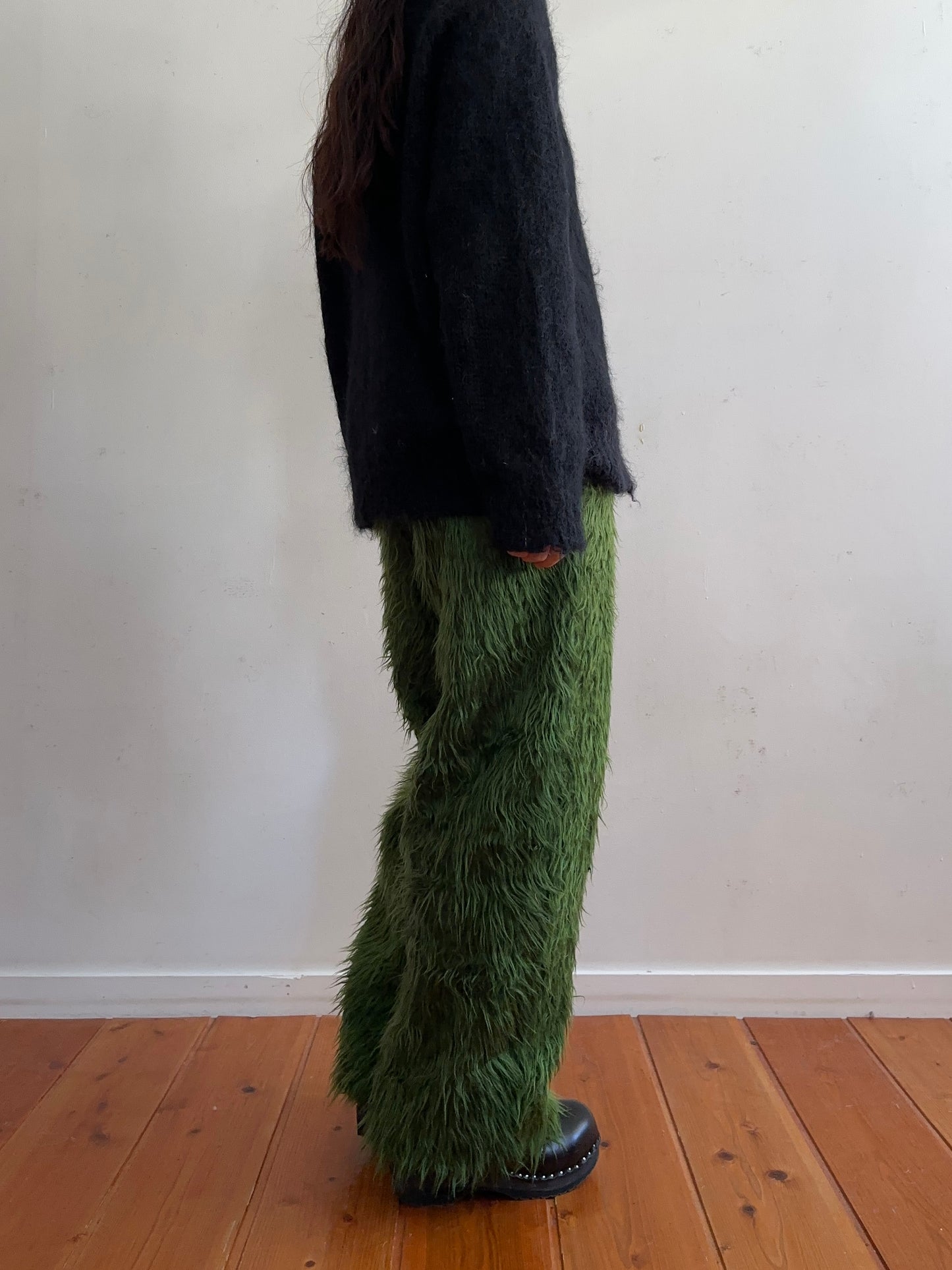 old fur pants / green