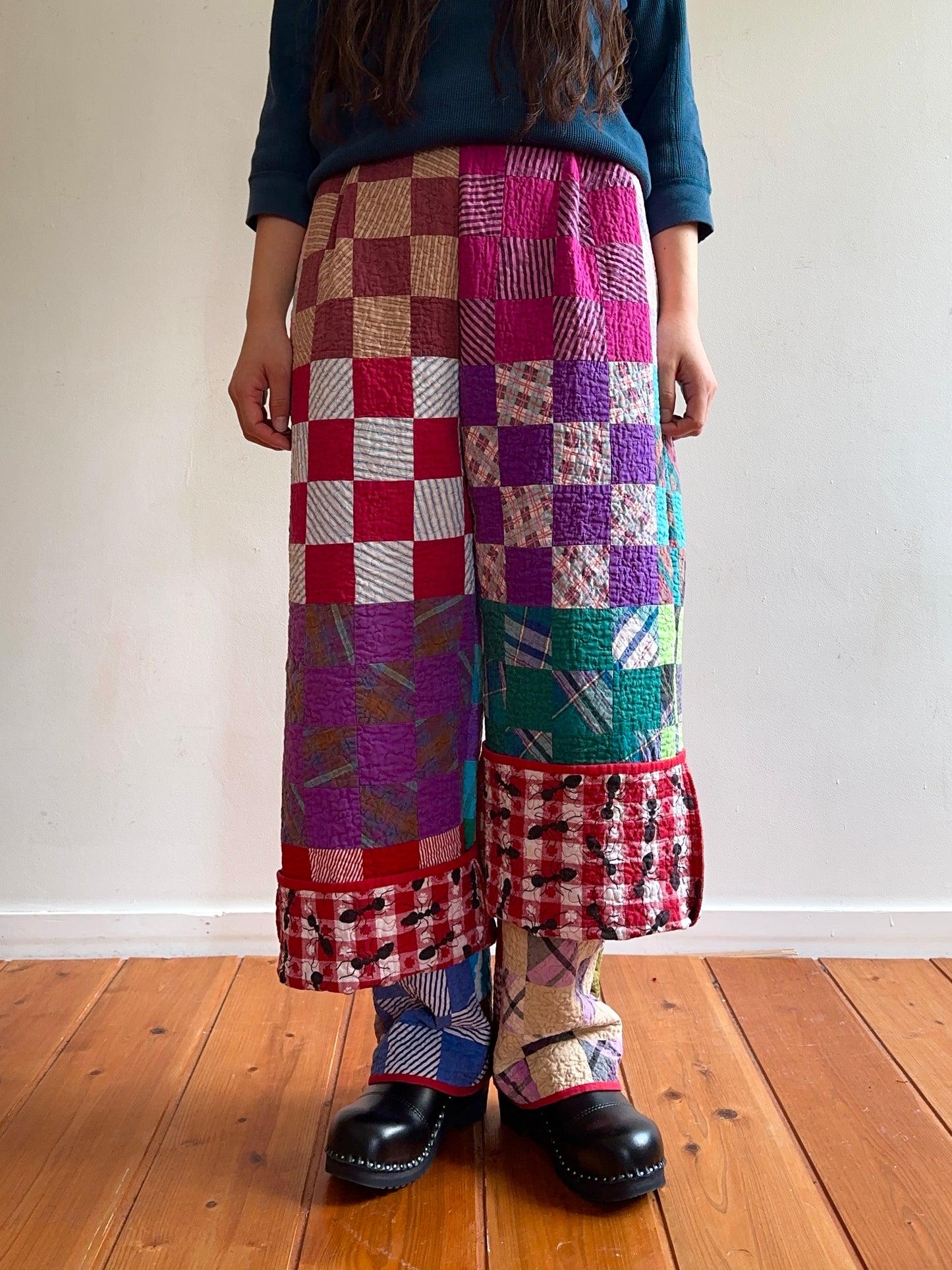 old quilt tuck wide pants