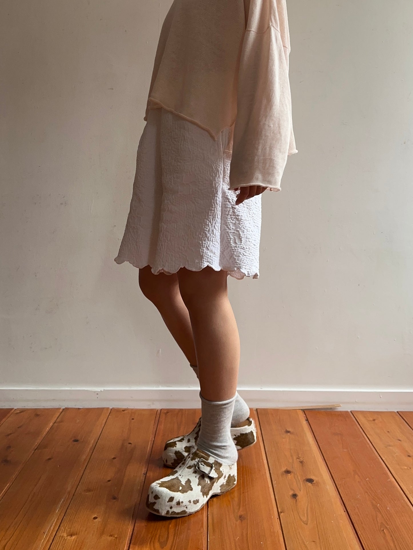 old fabric short pants