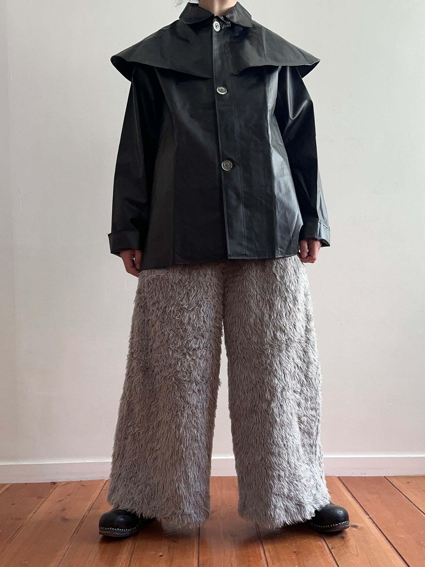 old fur wide pants / silver