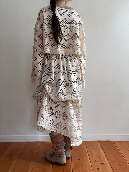 old crochet lace little change skirt