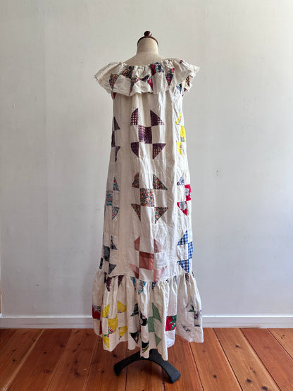 old quilt top frill dress / white