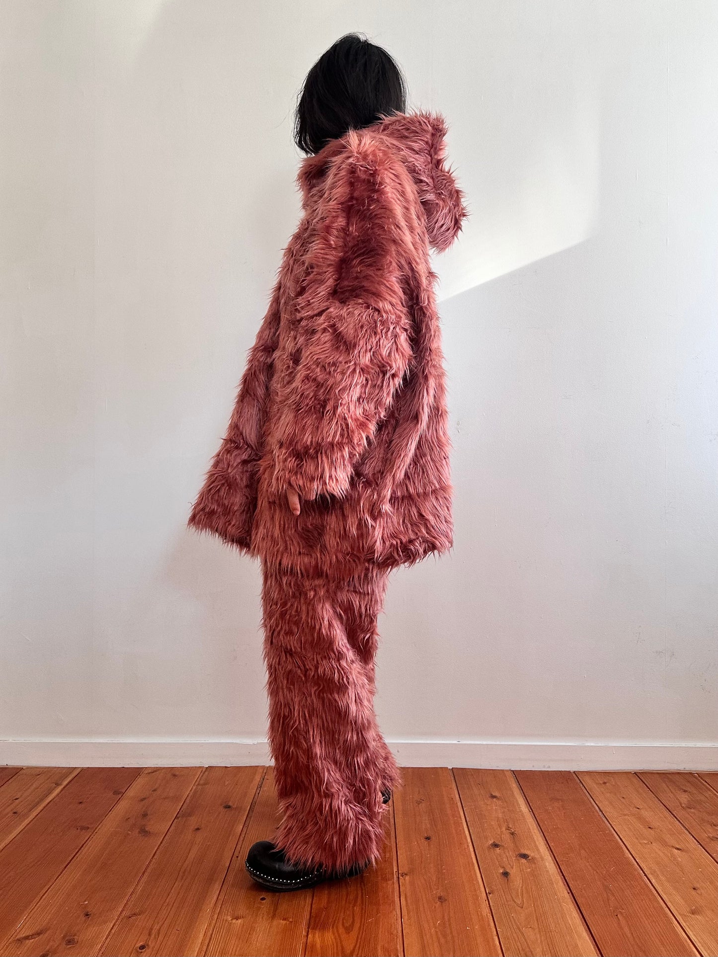 old fur pants / pink brown