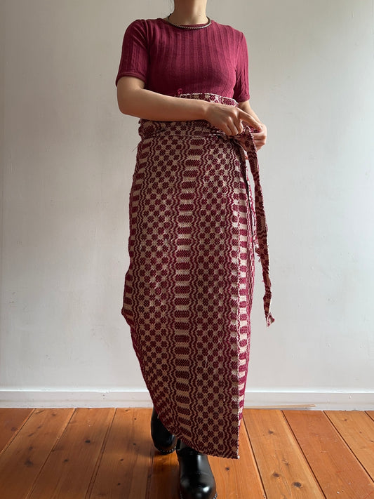 old coverlet wrap long skirt / bordeaux