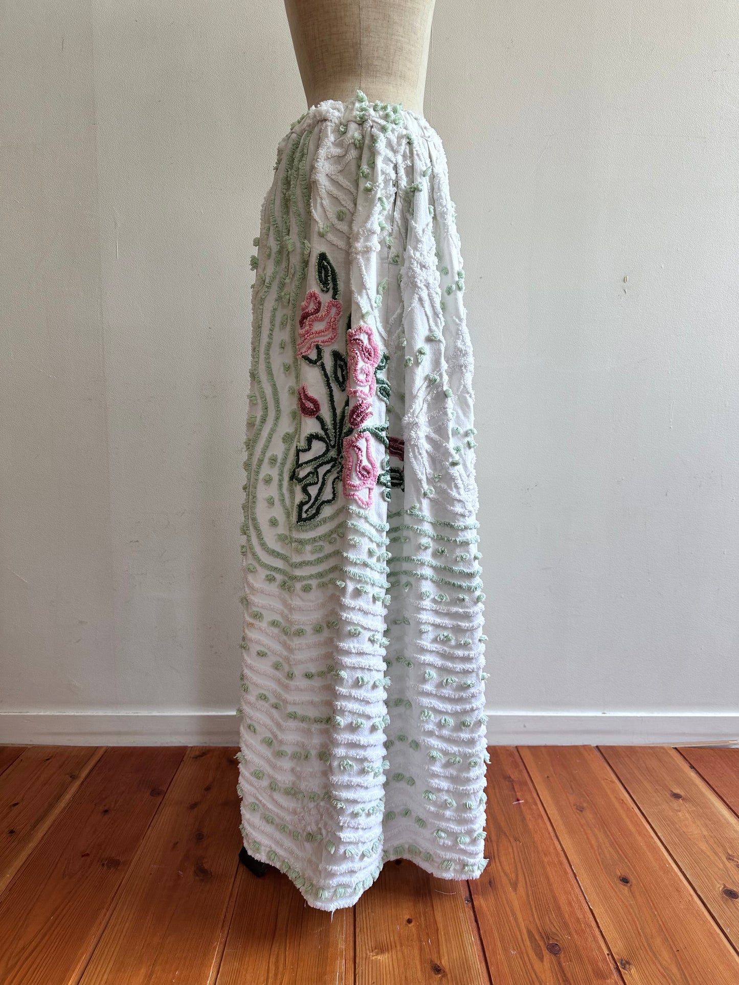 old chenille many tuck pants / muscat