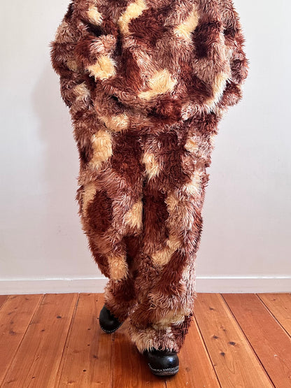 old fur pants / pudding