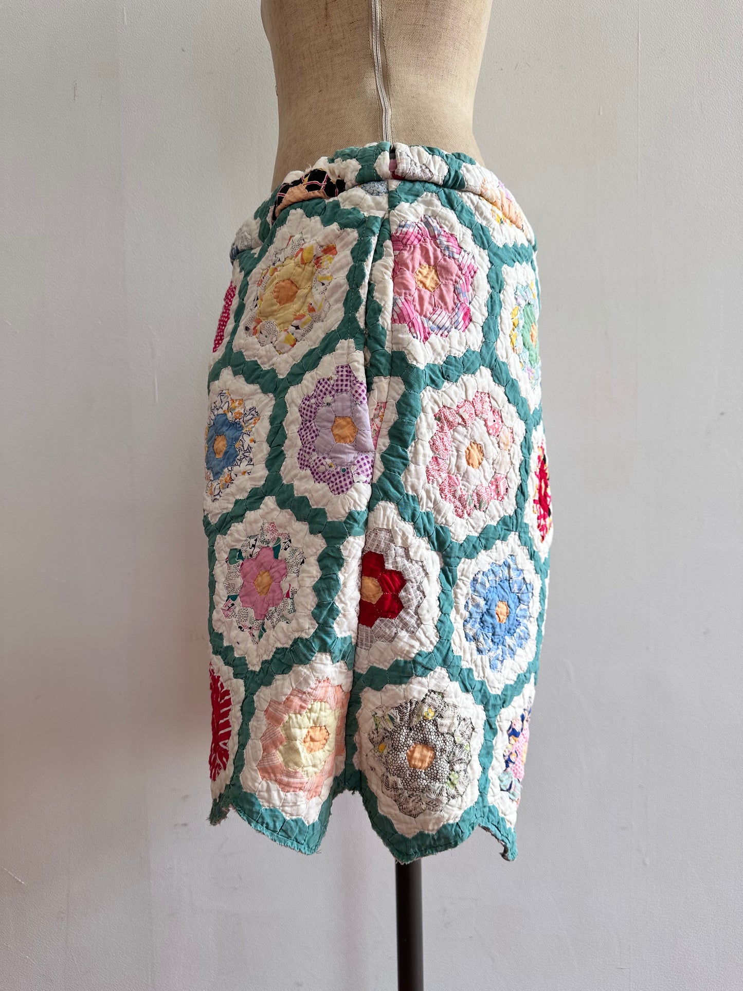 old quilt short pants