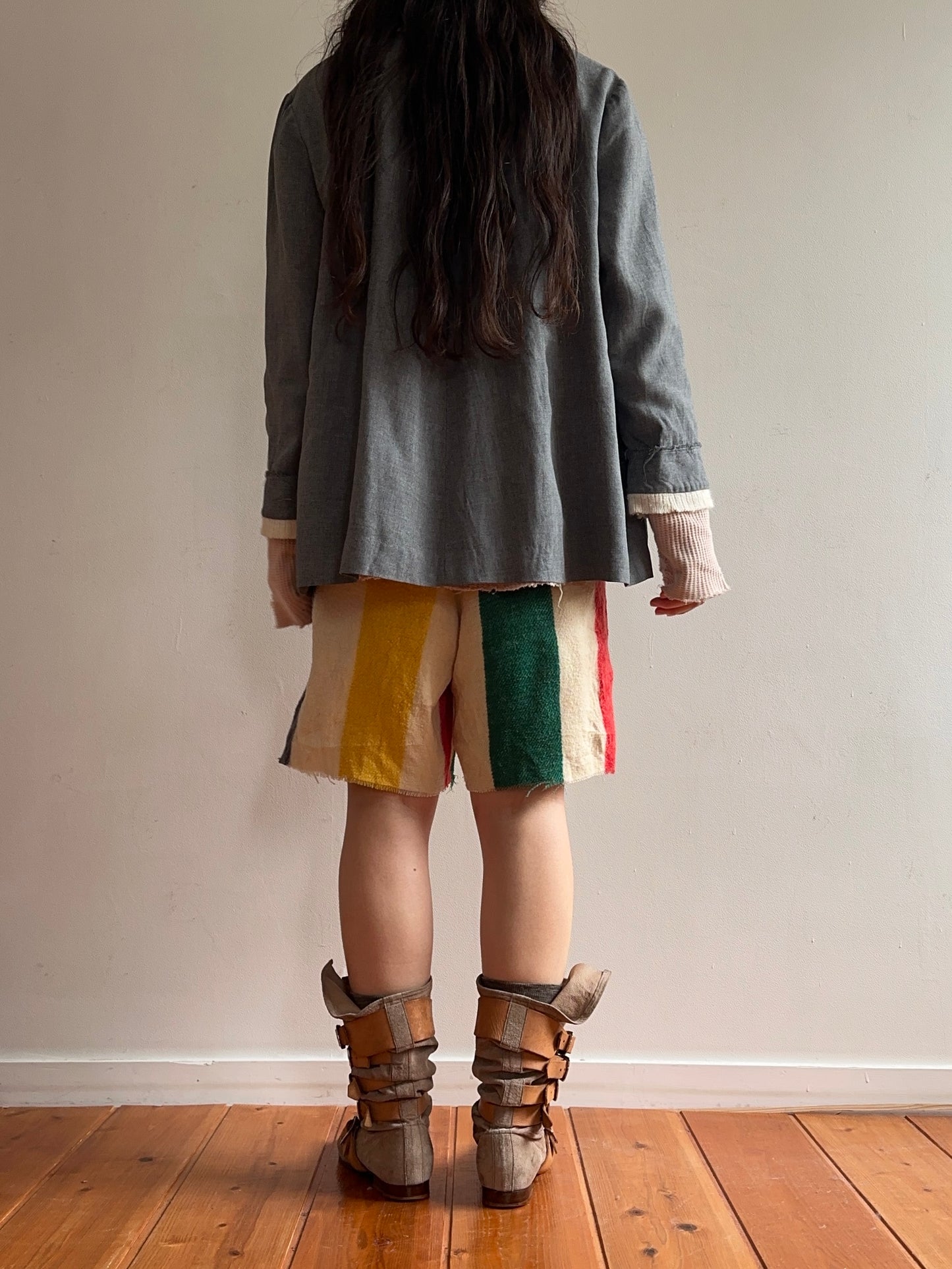 old blank short pants / stripe