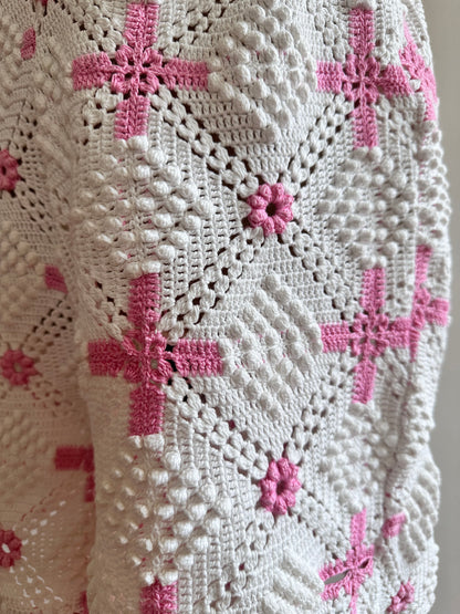old crochet lace short pants