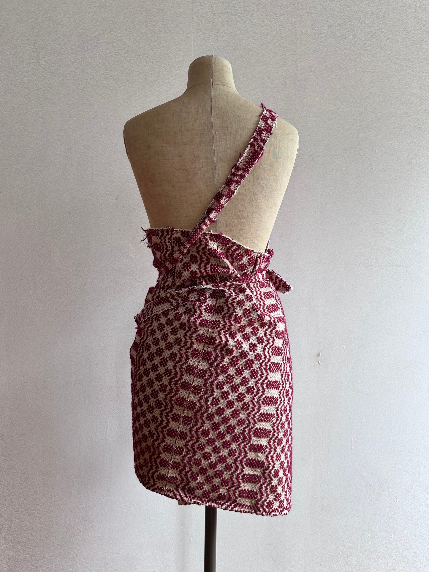old coverlet wrap short skirt / bordeaux