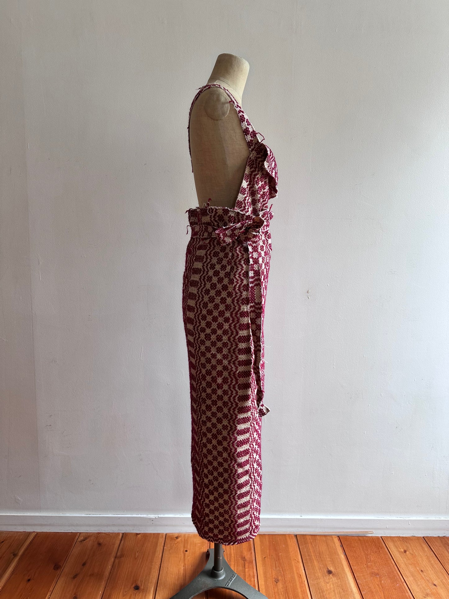 old coverlet wrap long skirt / bordeaux
