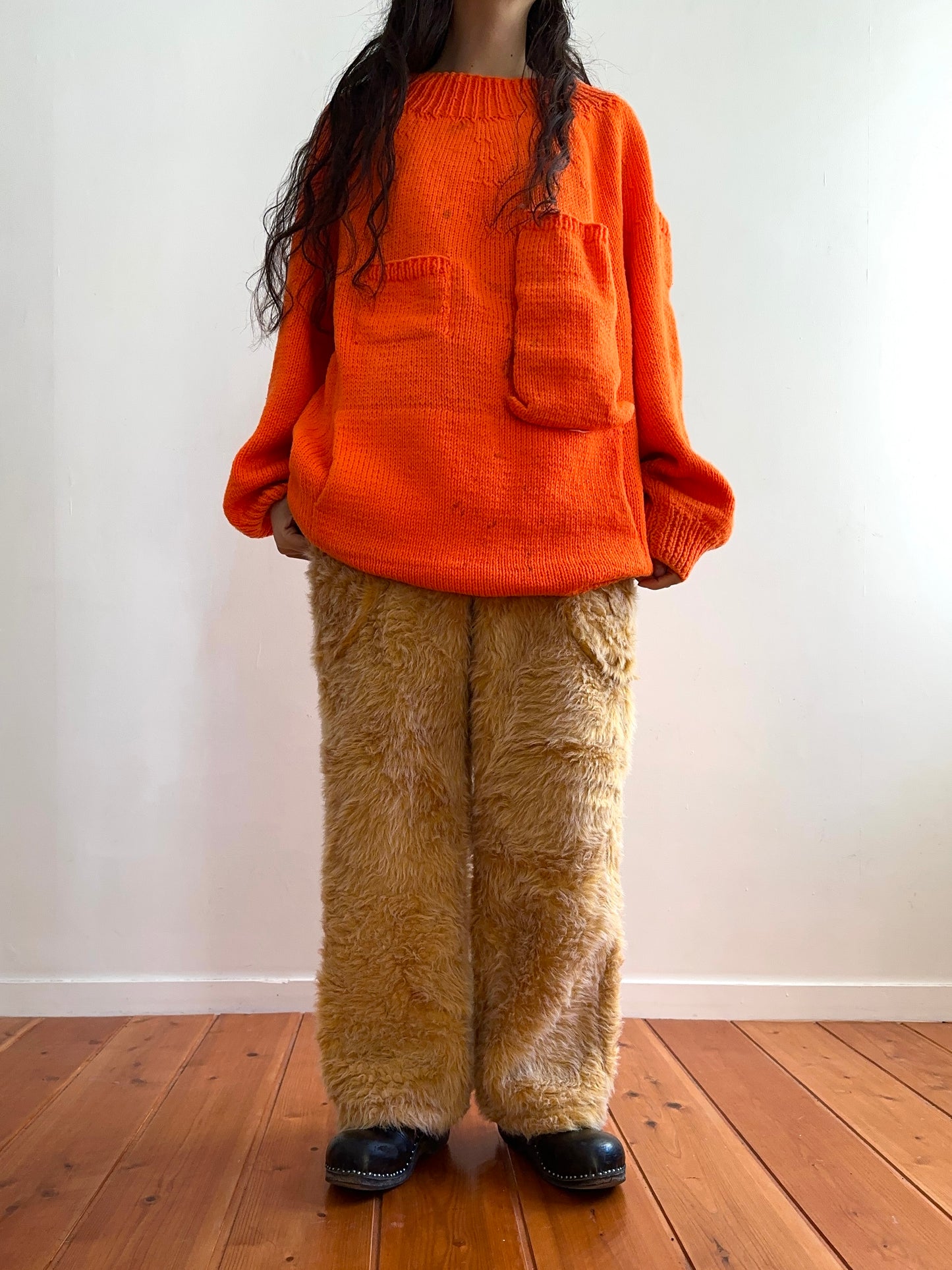 old fur pants / custard