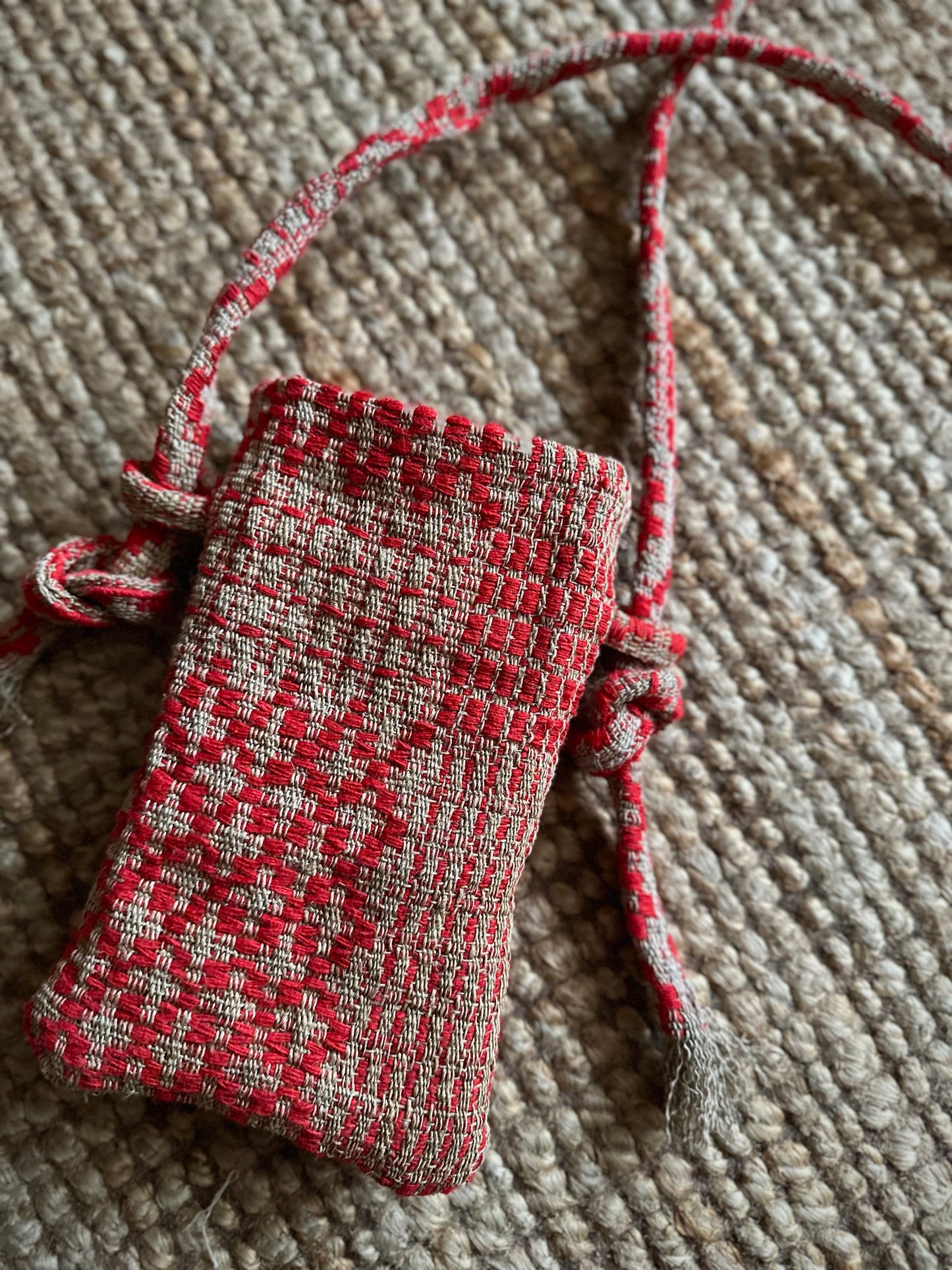 old coverlet shun-chan porch / garage×red