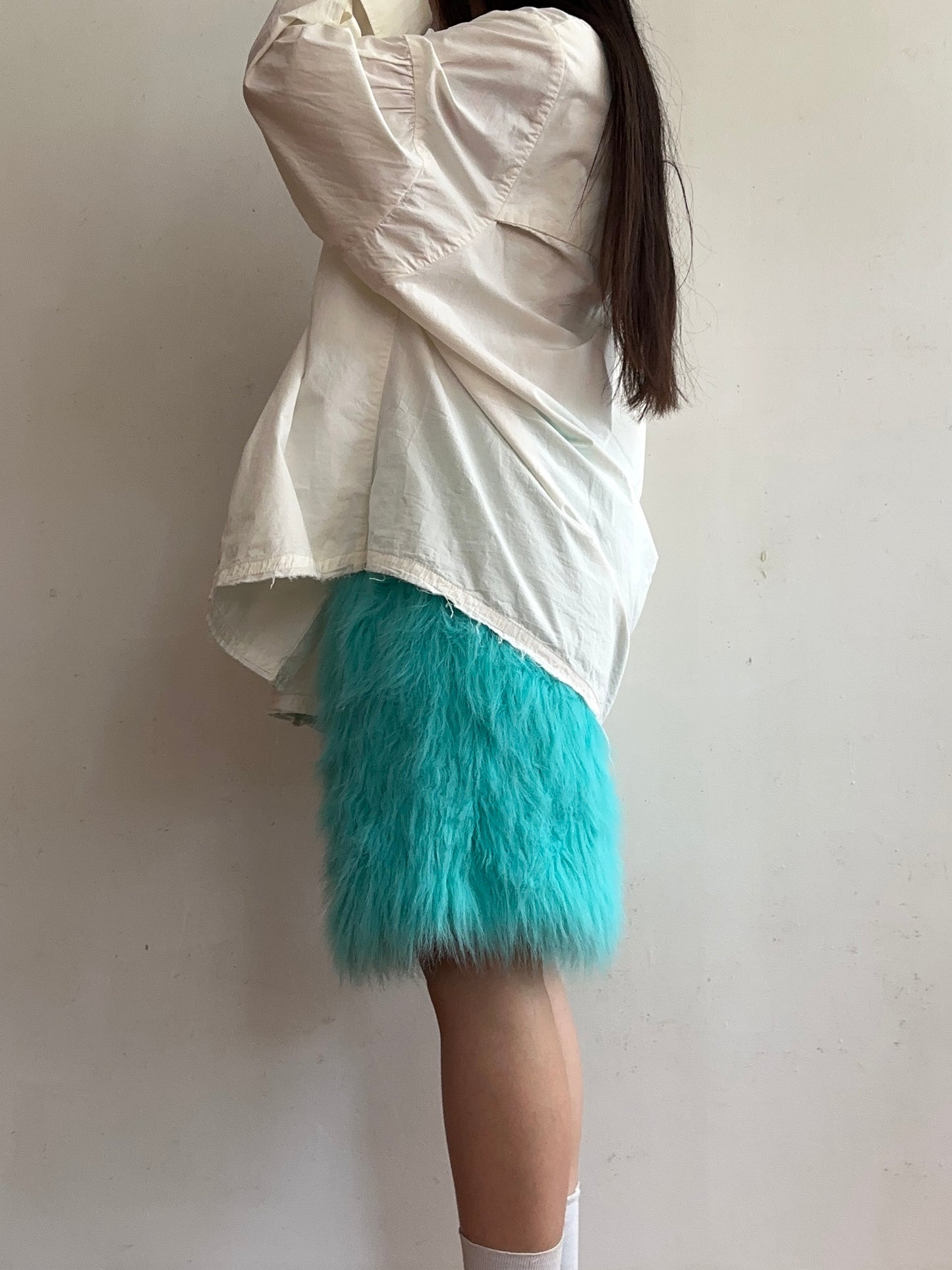 old fur short pants / turquoise