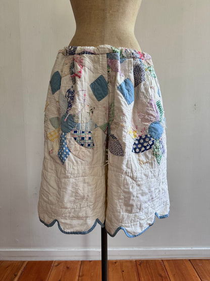 old quilt tuck short pants