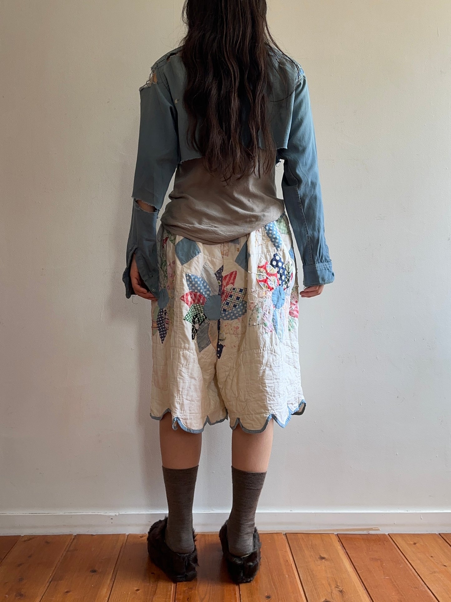 old quilt tuck short pants