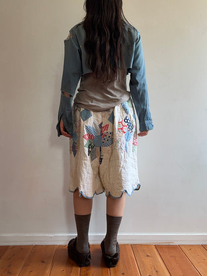 old quilt tuck short pants