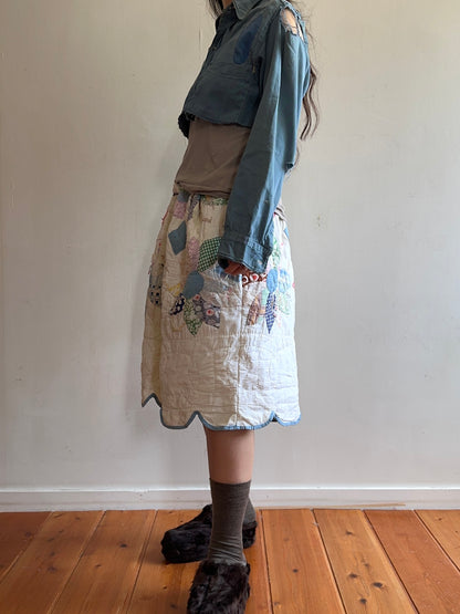 old quilt tuck short pants